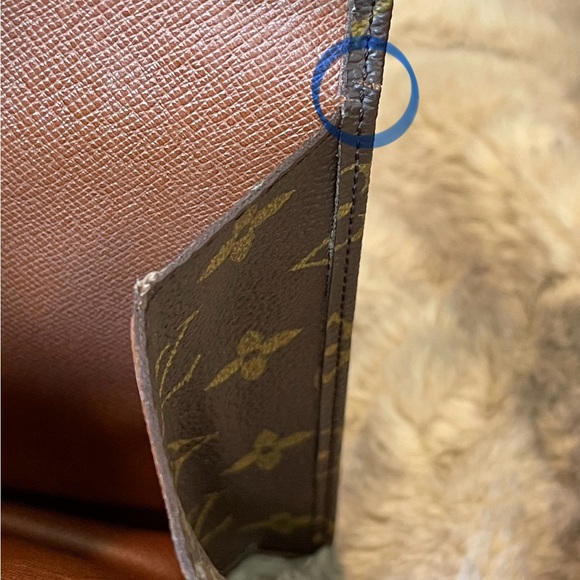 ❤️SOLD❤️ Authentic Louis Vuitton Rabat 23 Clutch in Monogram - Picture 16 of 16